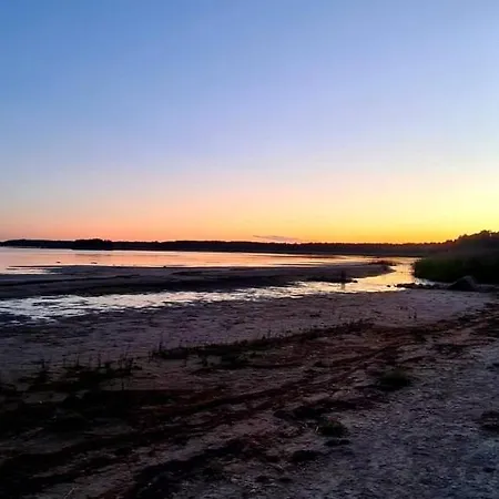 Luxusní stan Ranna Surfikuela