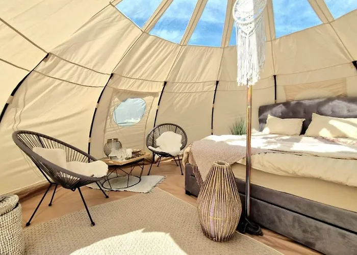 Ranna Surfikuela Luxury tent